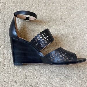 Tory Burch Black Perforated Gladiator Wedges in Women’s Size 5